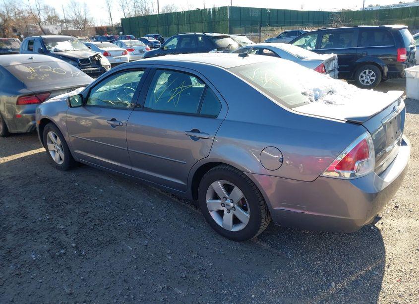 Photo 3 of 2007 Ford Fusion SE (VIN 3FAHP01137R255313)