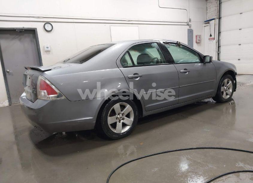 Photo 4 of 2007 Ford Fusion SE (VIN 3FAHP01147R225172)