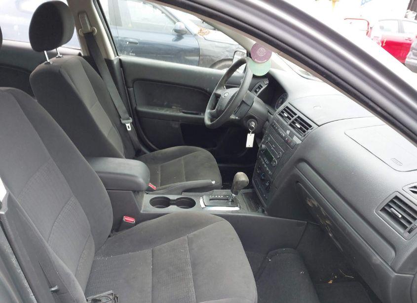 Photo 5 of 2007 Ford Fusion SE (VIN 3FAHP01167R217994)