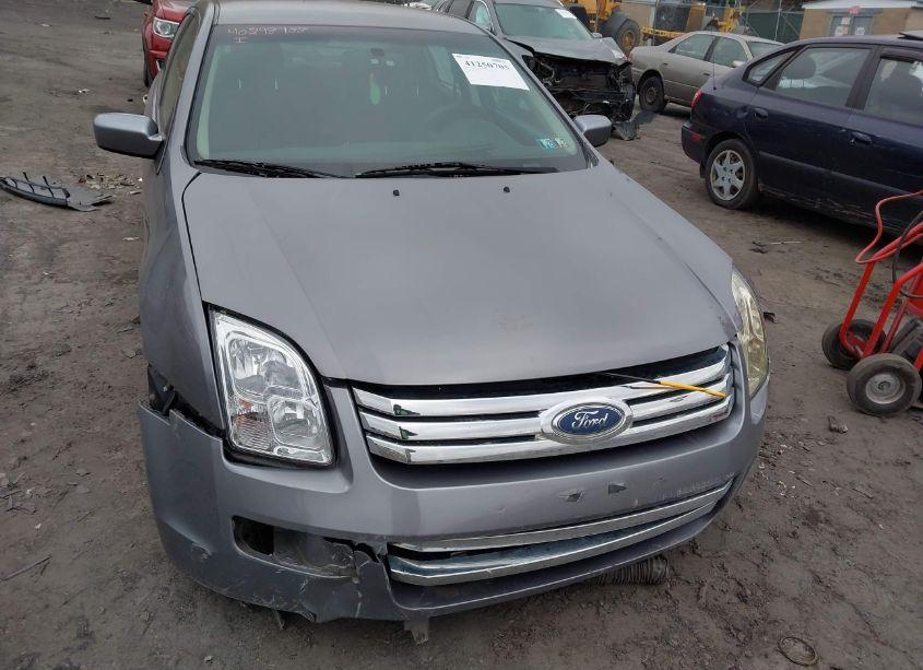 Photo 6 of 2007 Ford Fusion SE (VIN 3FAHP01167R217994)
