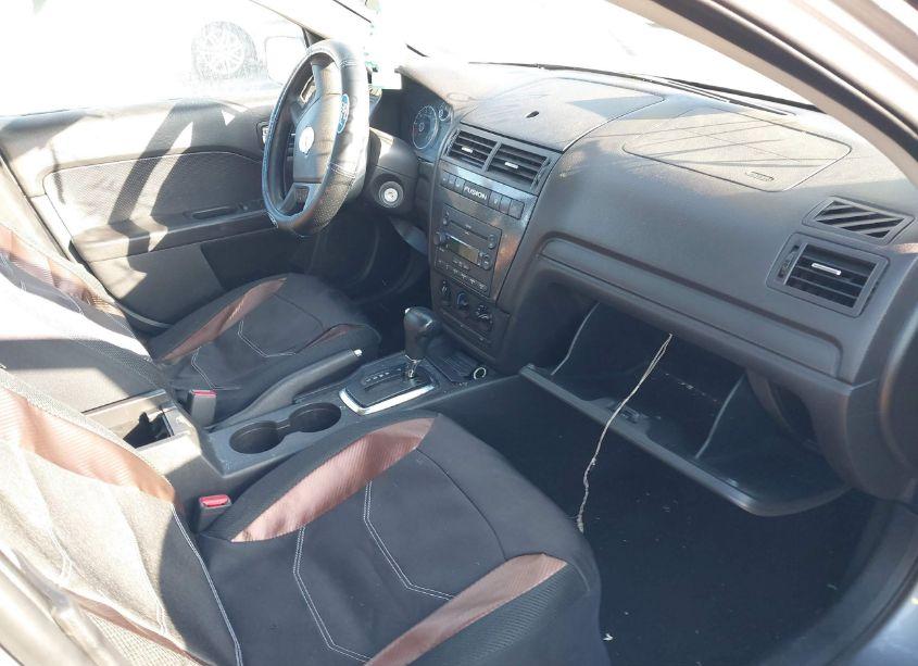 Photo 5 of 2007 Ford Fusion SE (VIN 3FAHP01187R270499)