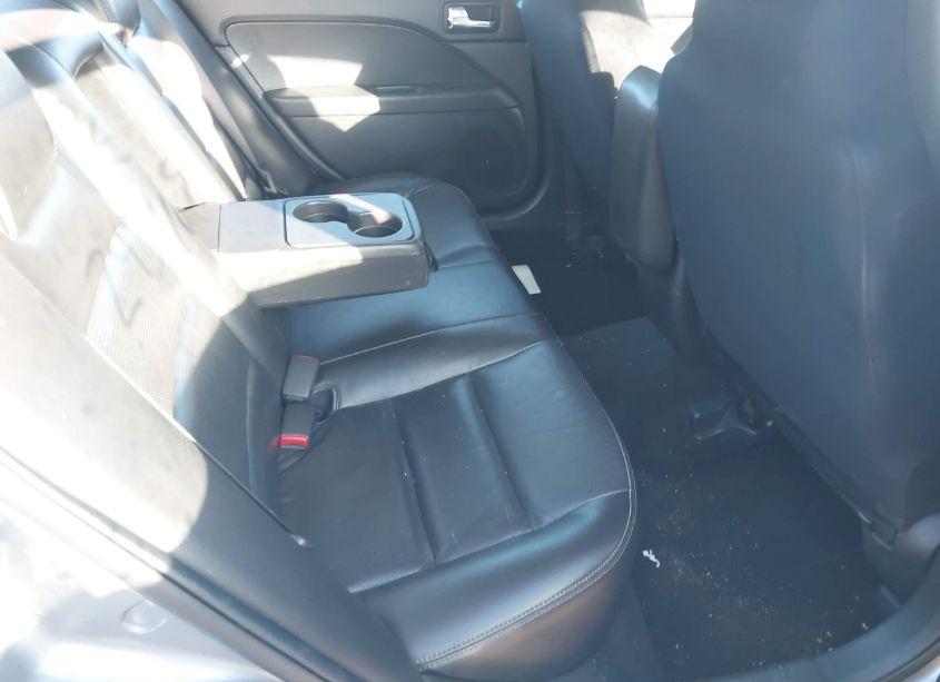 Photo 8 of 2007 Ford Fusion SE (VIN 3FAHP01187R270499)