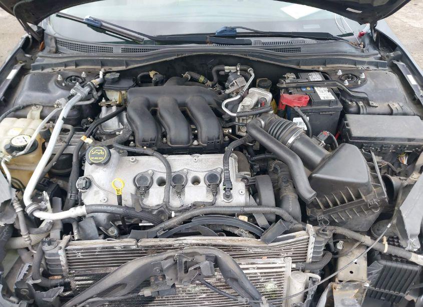 Photo 10 of 2007 Ford Fusion SE (VIN 3FAHP011X7R137274)