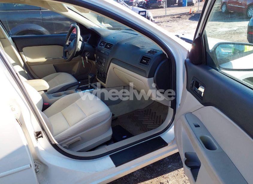 Photo 5 of 2008 Ford Fusion S (VIN 3FAHP06Z18R124591)