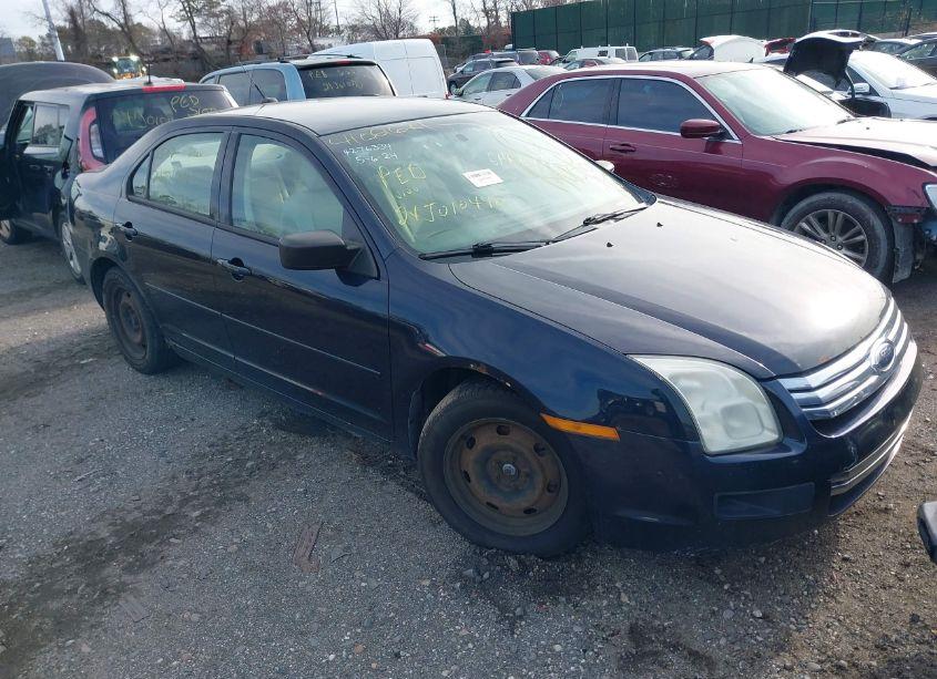 2008 Ford Fusion S (VIN 3FAHP06Z18R184239) main photo