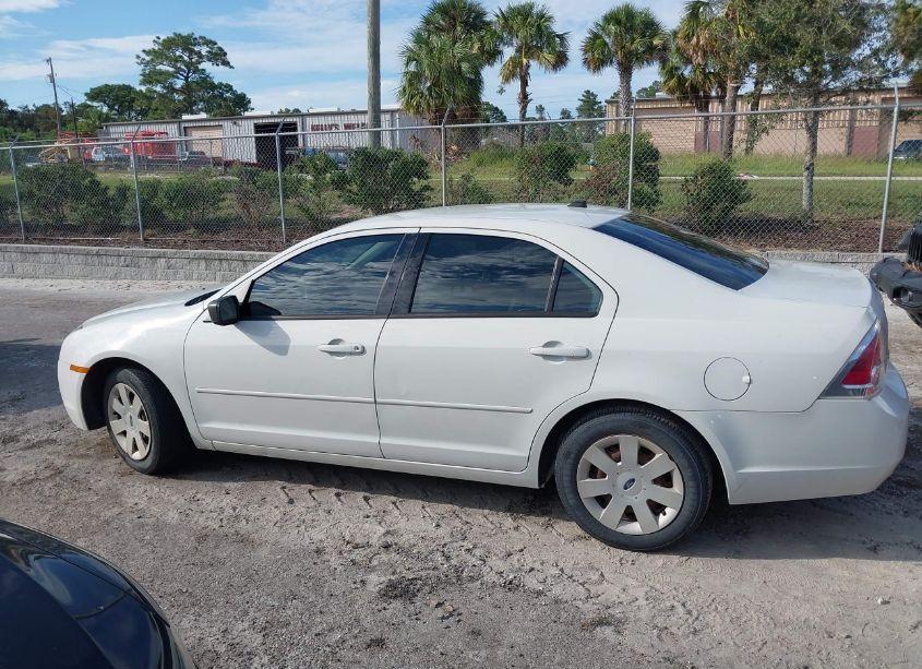 Photo 14 of 2009 Ford Fusion S (VIN 3FAHP06Z19R173842)