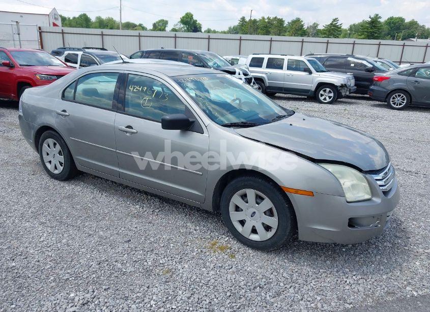2008 Ford Fusion S (VIN 3FAHP06Z28R239605) main photo
