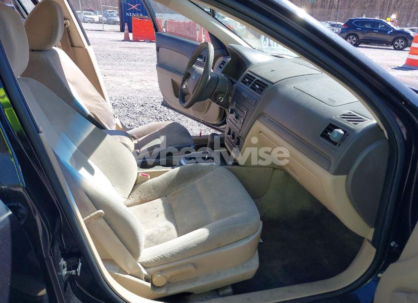 Photo 5 of 2009 Ford Fusion S (VIN 3FAHP06Z29R214737)