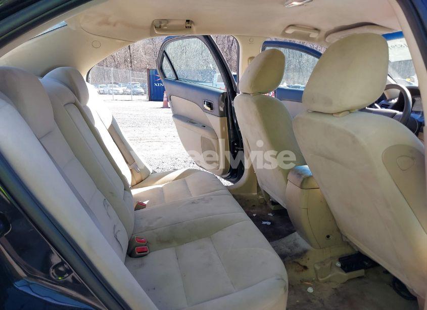 Photo 8 of 2009 Ford Fusion S (VIN 3FAHP06Z29R214737)