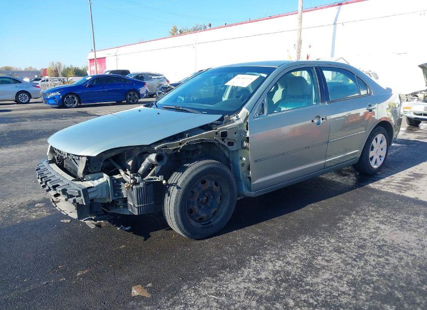 Photo 2 of 2009 Ford Fusion S (VIN 3FAHP06Z49R186827)