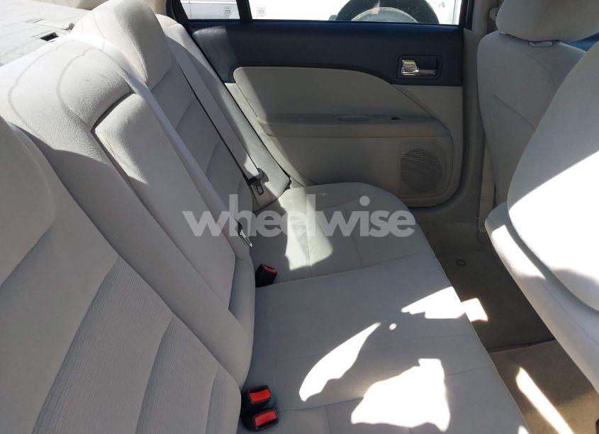 Photo 8 of 2009 Ford Fusion S (VIN 3FAHP06Z49R204565)