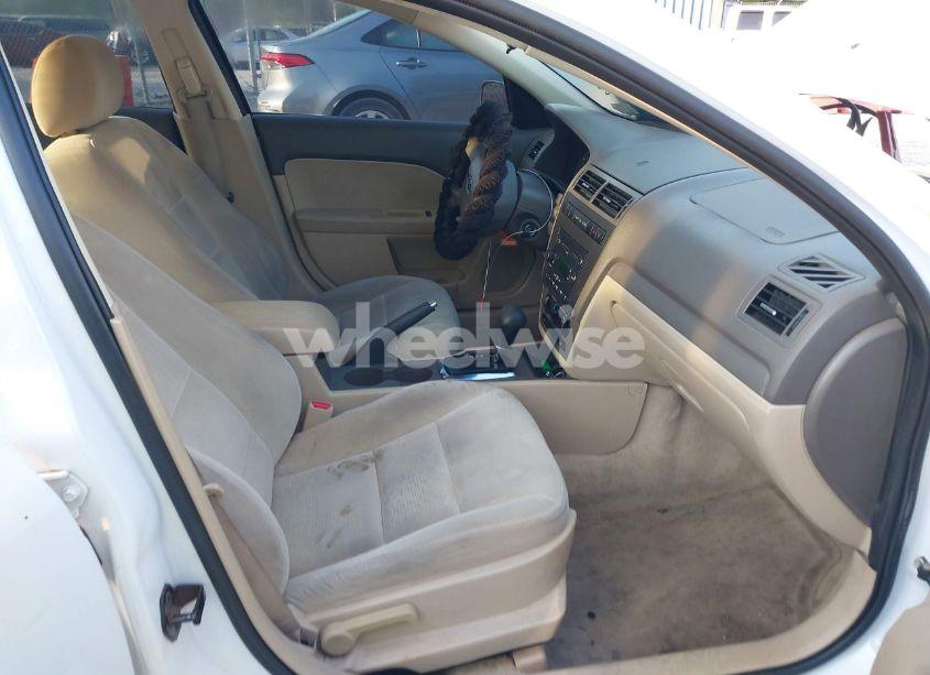 Photo 5 of 2007 Ford Fusion S (VIN 3FAHP06Z67R132037)