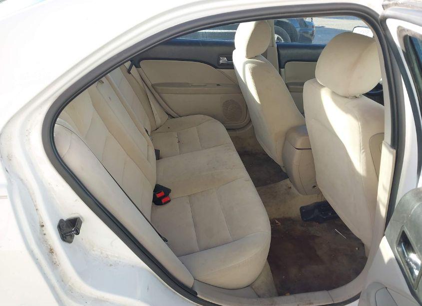 Photo 8 of 2007 Ford Fusion S (VIN 3FAHP06Z77R208722)