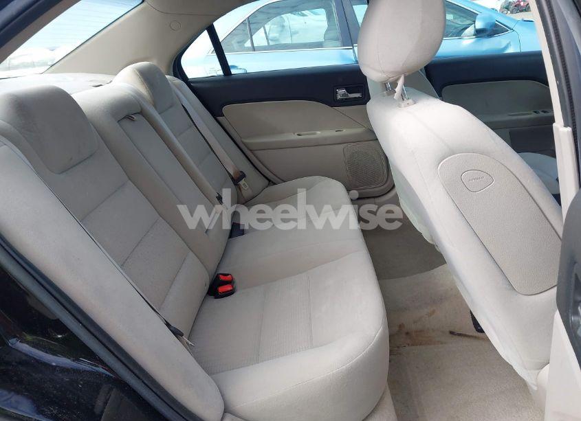 Photo 8 of 2007 Ford Fusion S (VIN 3FAHP06Z77R280228)