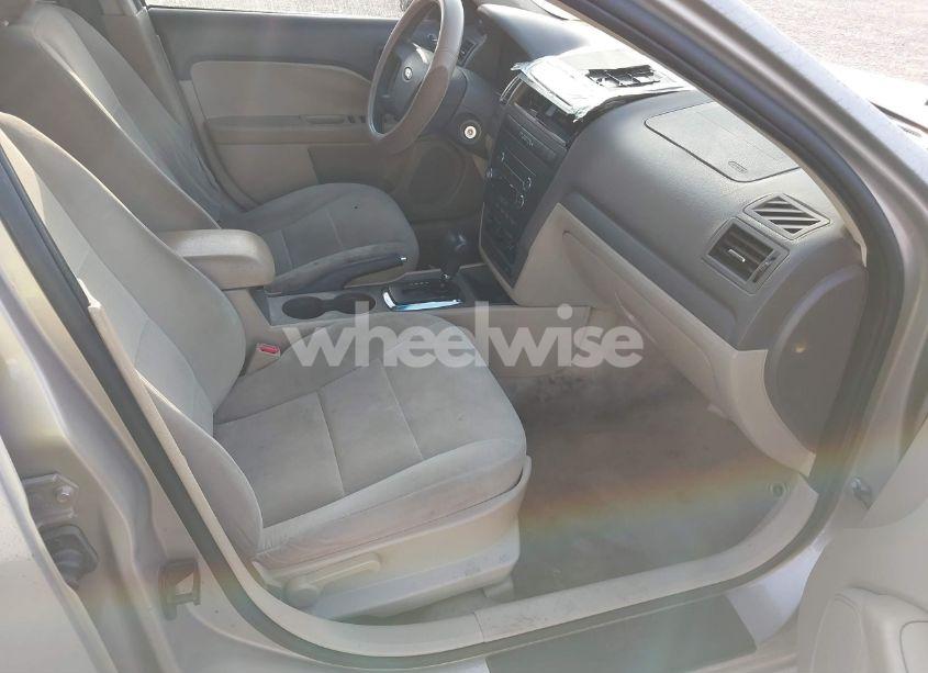 Photo 5 of 2008 Ford Fusion S (VIN 3FAHP06Z78R114325)