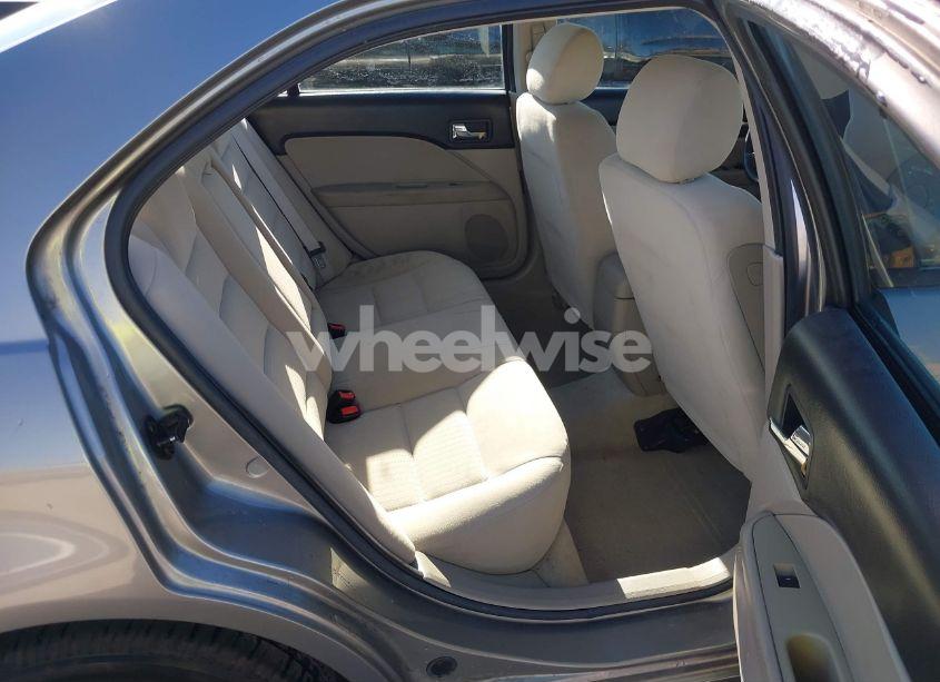 Photo 8 of 2008 Ford Fusion S (VIN 3FAHP06Z78R271787)