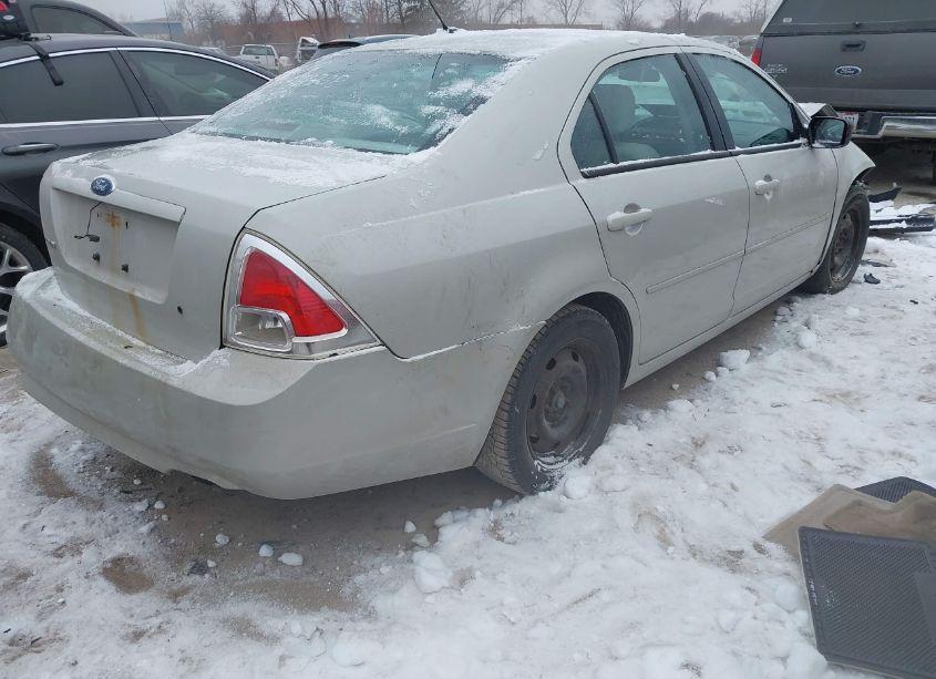 Photo 4 of 2008 Ford Fusion S (VIN 3FAHP06Z88R133885)