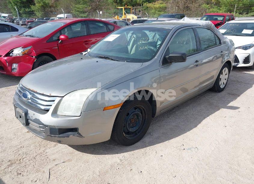 Photo 2 of 2009 Ford Fusion S (VIN 3FAHP06Z89R143561)