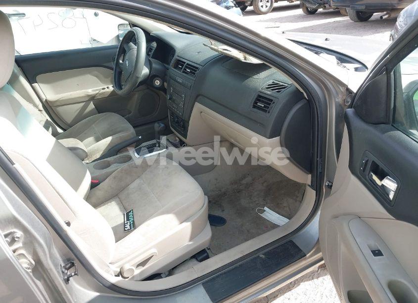 Photo 5 of 2009 Ford Fusion S (VIN 3FAHP06Z89R143561)