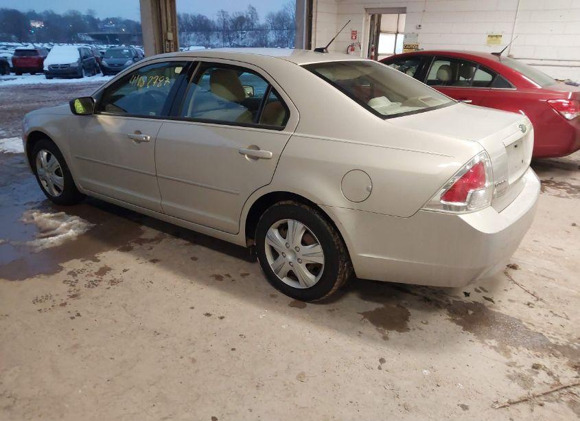 Photo 3 of 2009 Ford Fusion S (VIN 3FAHP06Z89R201992)