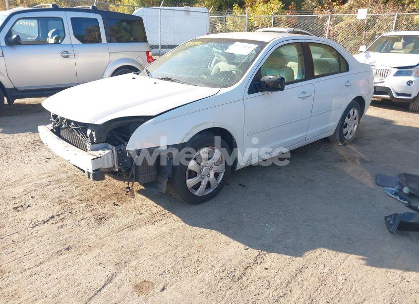 Photo 2 of 2009 Ford Fusion S (VIN 3FAHP06ZX9R208345)