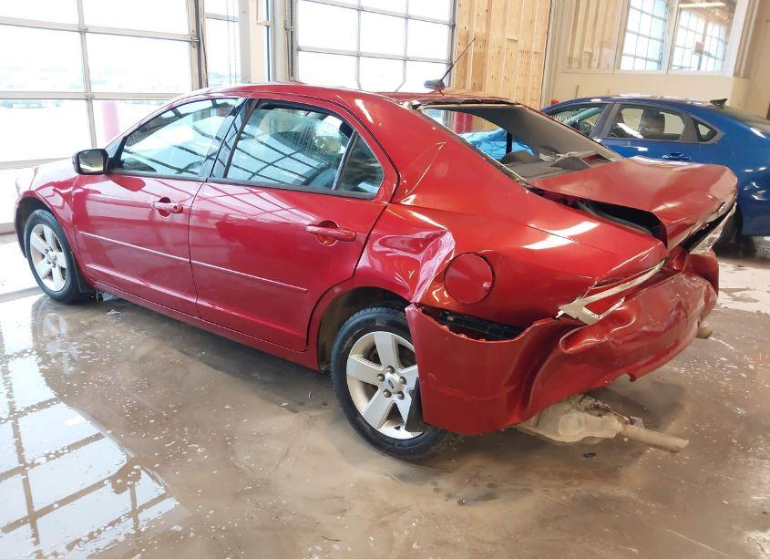 Photo 3 of 2007 Ford Fusion SE (VIN 3FAHP07107R173112)