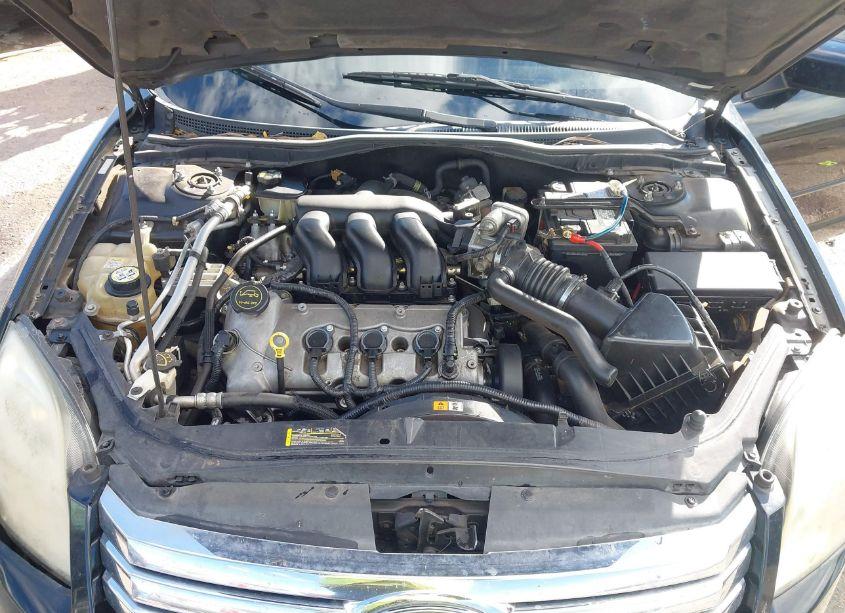 Photo 10 of 2007 Ford Fusion SE (VIN 3FAHP07107R220297)