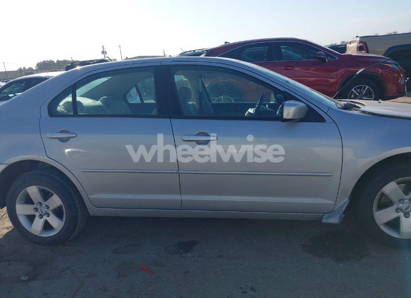 Photo 13 of 2007 Ford Fusion SE (VIN 3FAHP07107R252487)