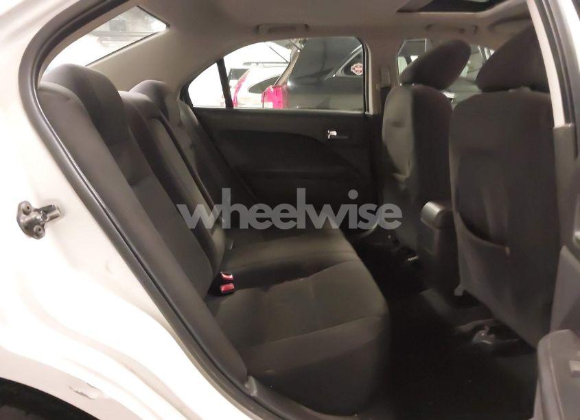 Photo 8 of 2009 Ford Fusion SE (VIN 3FAHP07109R153445)