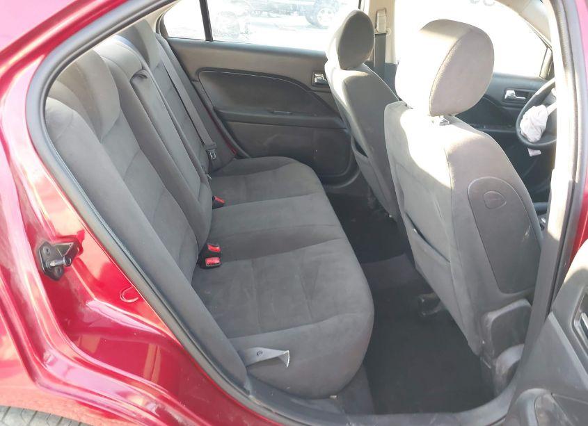 Photo 8 of 2007 Ford Fusion SE (VIN 3FAHP07117R147831)