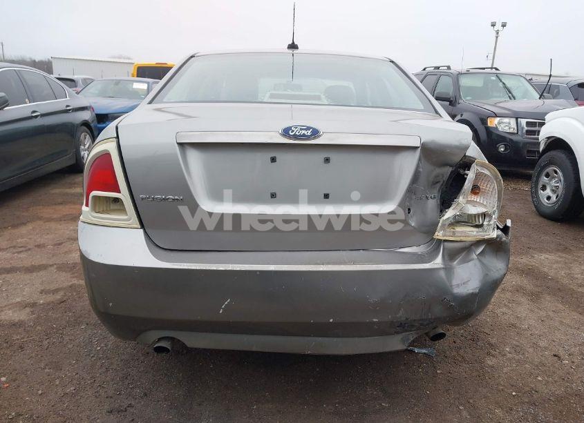 Photo 16 of 2009 Ford Fusion SE (VIN 3FAHP07119R106201)
