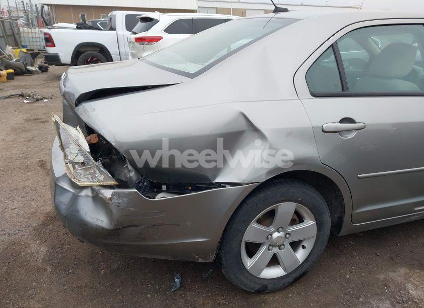 Photo 6 of 2009 Ford Fusion SE (VIN 3FAHP07119R106201)