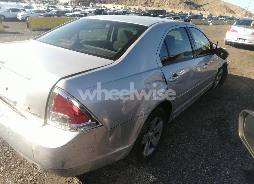 Photo 4 of 2006 Ford Fusion SE (VIN 3FAHP07126R240596)