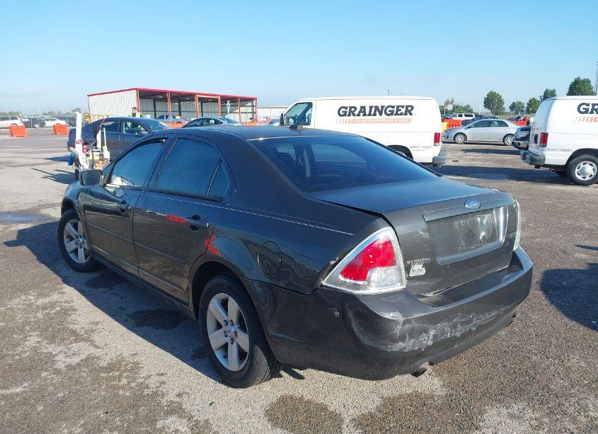 Photo 3 of 2007 Ford Fusion SE (VIN 3FAHP07127R181129)
