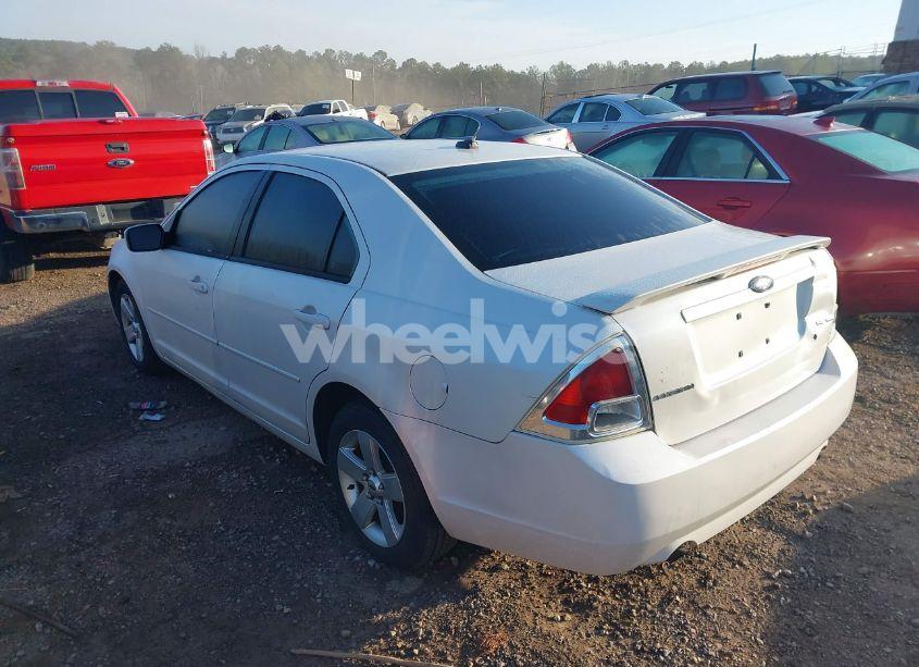 Photo 3 of 2009 Ford Fusion SE (VIN 3FAHP07129R220384)