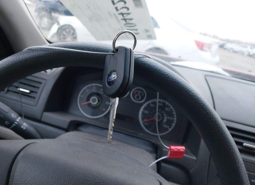 Photo 11 of 2006 Ford Fusion SE (VIN 3FAHP07136R109337)