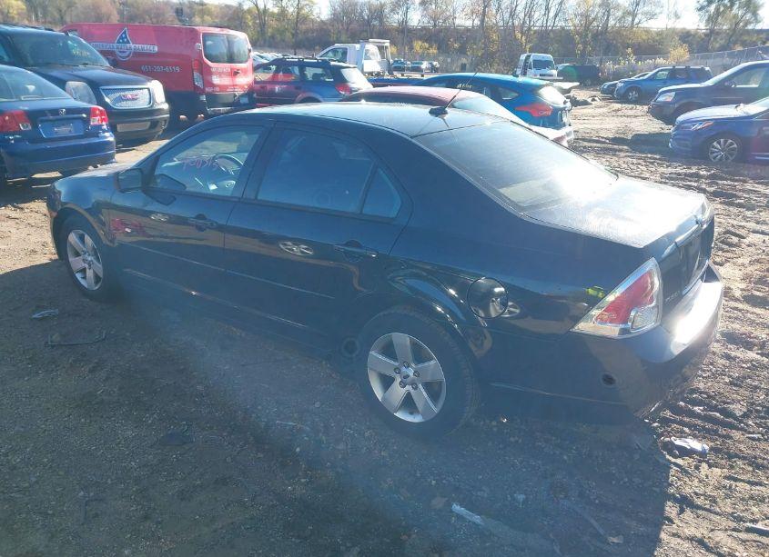 Photo 3 of 2009 Ford Fusion SE (VIN 3FAHP07139R102070)