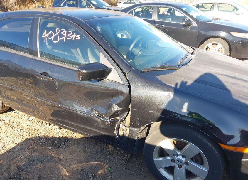 Photo 6 of 2009 Ford Fusion SE (VIN 3FAHP07139R102070)