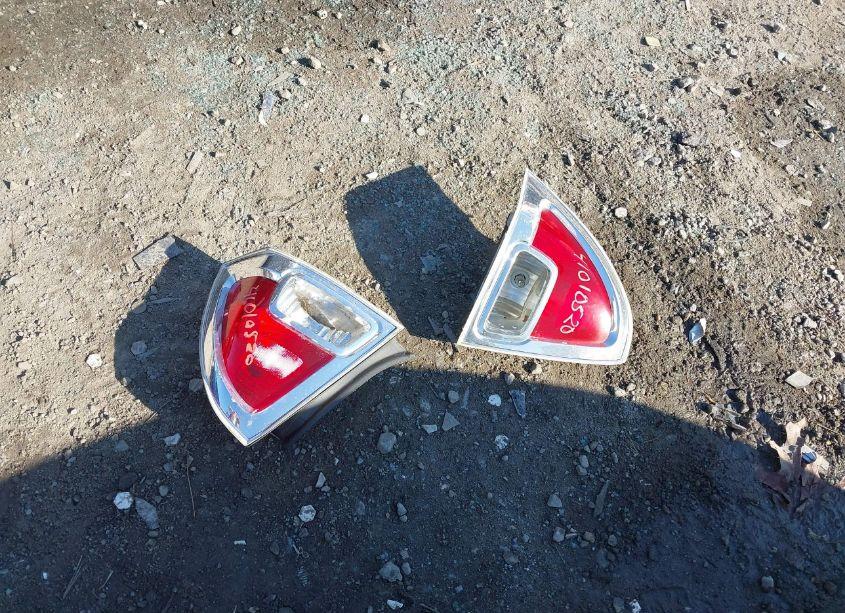 Photo 12 of 2009 Ford Fusion SE (VIN 3FAHP07139R137515)