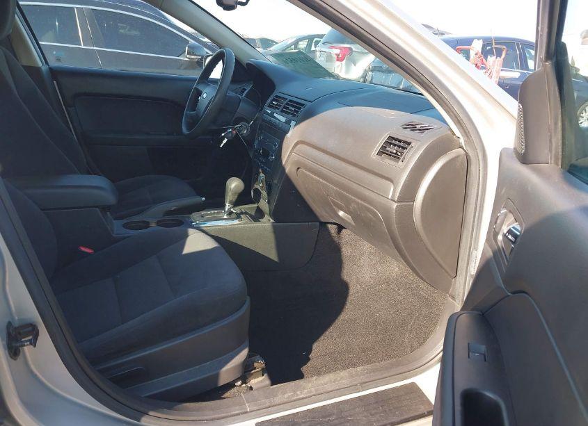 Photo 5 of 2009 Ford Fusion SE (VIN 3FAHP07139R137515)