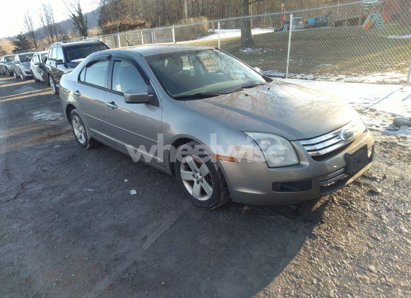 2009 Ford Fusion SE (VIN 3FAHP07139R186939) main photo