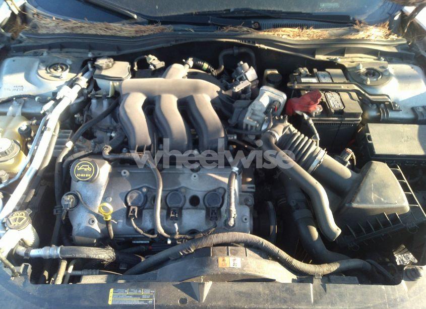 Photo 10 of 2009 Ford Fusion SE (VIN 3FAHP07139R186939)