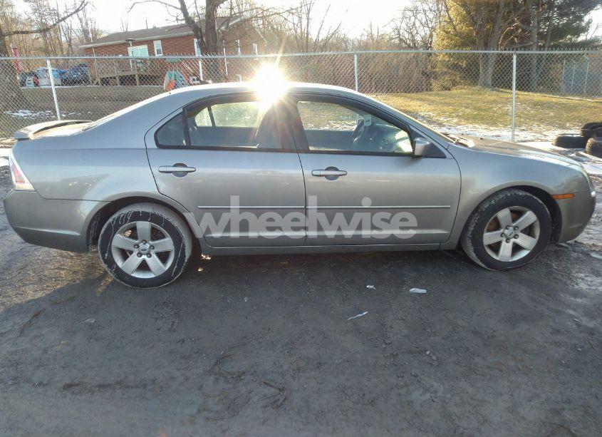 Photo 13 of 2009 Ford Fusion SE (VIN 3FAHP07139R186939)