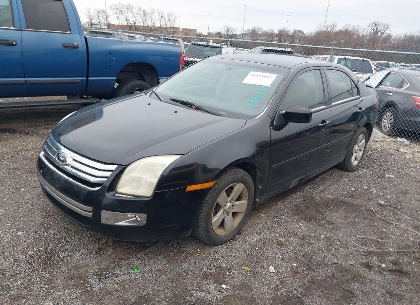 Photo 2 of 2007 Ford Fusion SE (VIN 3FAHP07147R136144)