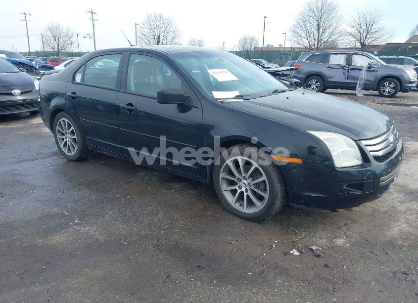 2008 Ford Fusion SE (VIN 3FAHP07148R172708) main photo