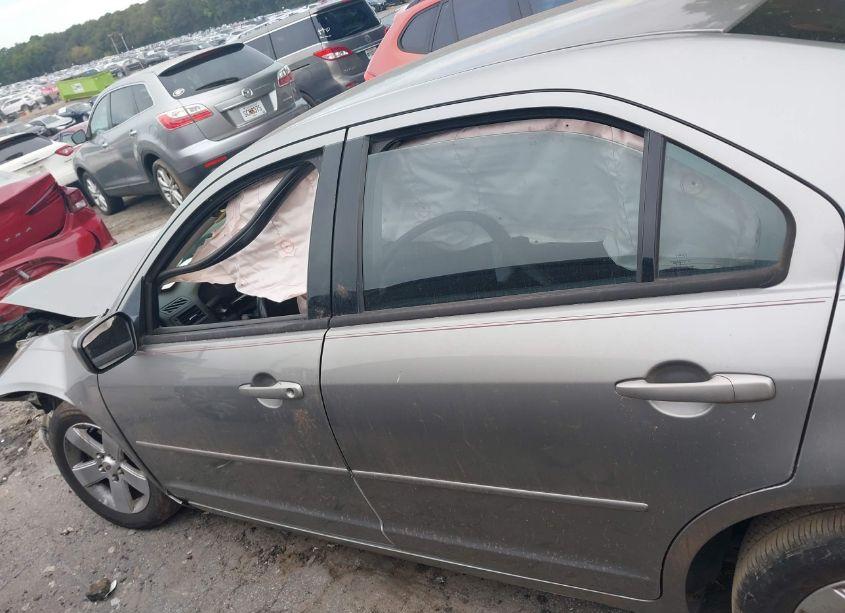 Photo 13 of 2008 Ford Fusion SE (VIN 3FAHP07148R216142)