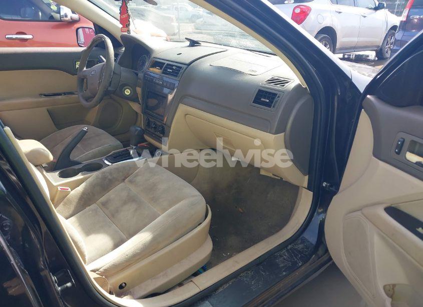 Photo 5 of 2009 Ford Fusion SE (VIN 3FAHP07149R219351)