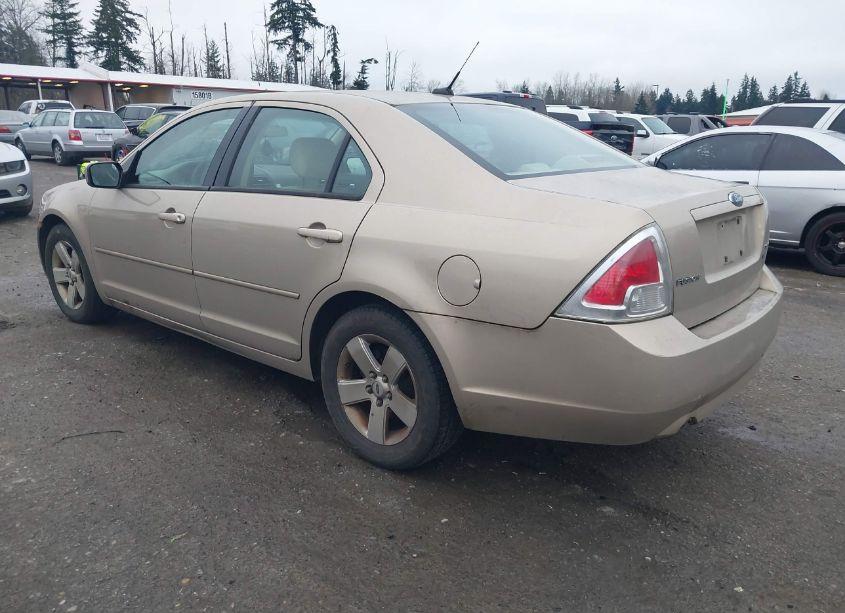Photo 3 of 2007 Ford Fusion SE (VIN 3FAHP07157R153535)