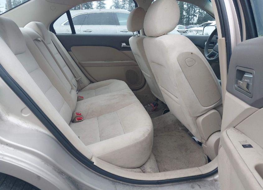 Photo 8 of 2007 Ford Fusion SE (VIN 3FAHP07157R153535)