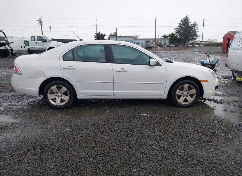 Photo 13 of 2008 Ford Fusion SE (VIN 3FAHP07158R117989)